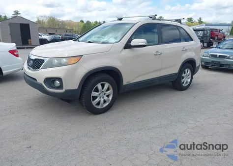 2011 Kia Sorento Lx z USA, uszkodzony, nr VIN 5XYKTCA15BG128370